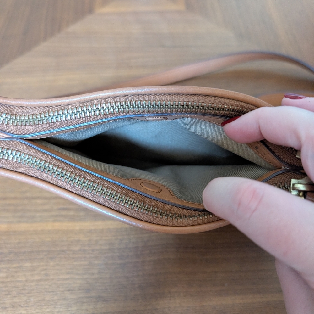 3/$10 Fossil Mini Woven Crossbody in Multi (ZB5818) - Picture 4 of 8
